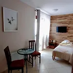 Perelka Δωμάτια σε οικογενειακή κατοικία *